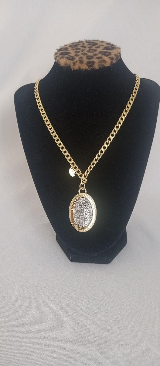 Cadena Cubanita con dije San Judas Tadeo